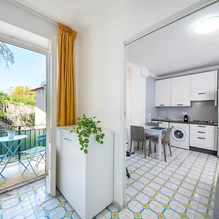 Apartment La Baia Blu - *